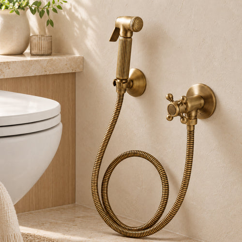 Douchette Cannelée et éléments du kit complet dans le décor beige Brasselle