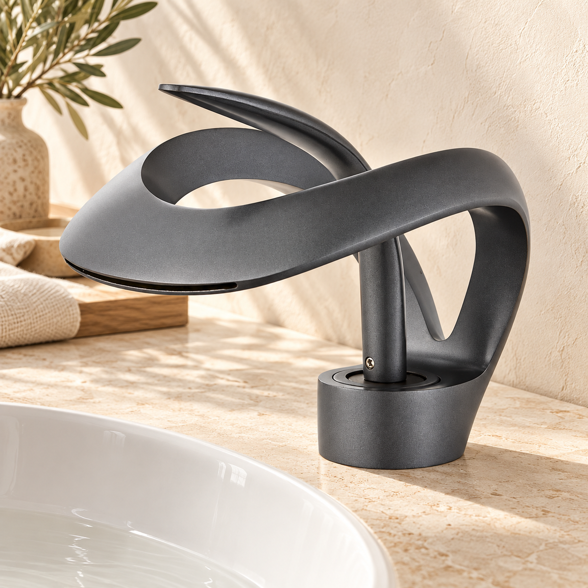 Mitigeur cascade Sculpture gris, univers beige Brasselle
