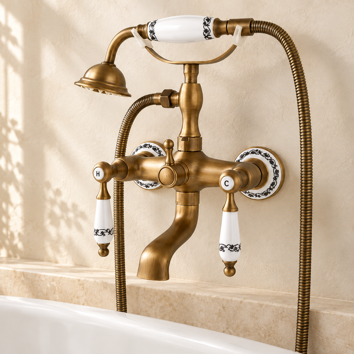 Mélangeur bain-douche mural Héritage en laiton antique