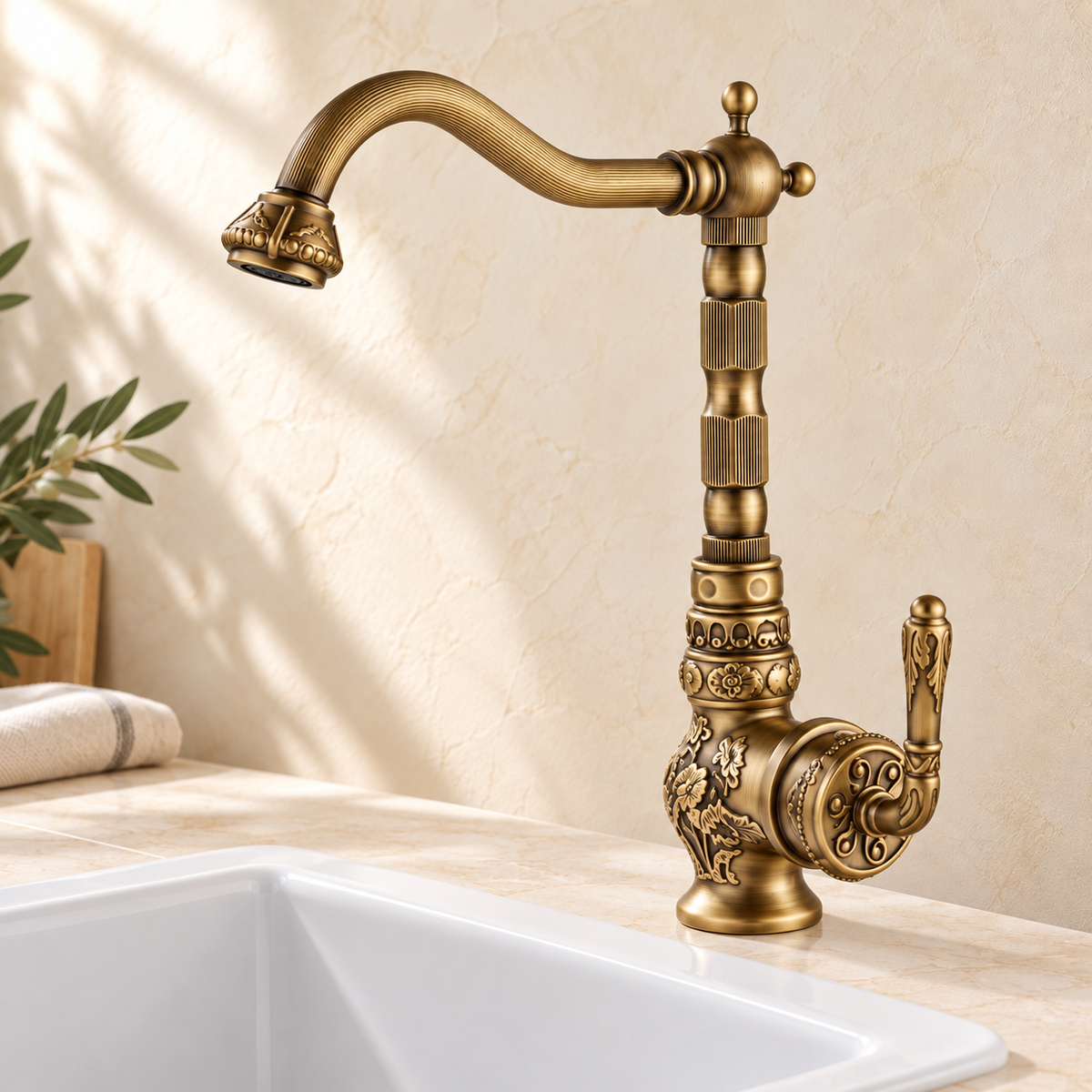 Ornement — Vue de profil — décor beige Brasselle